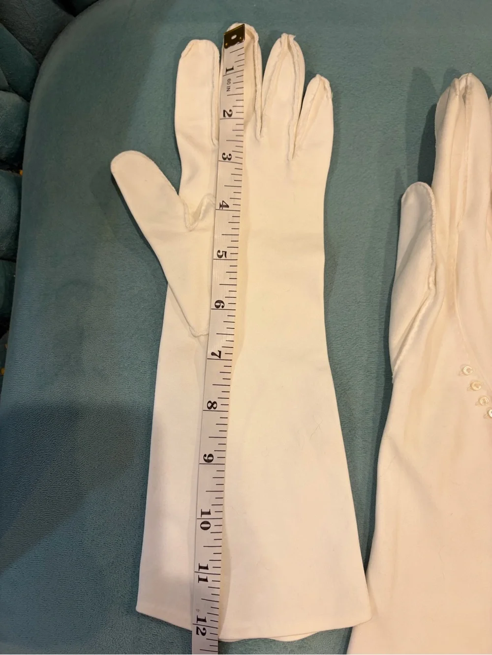 Classic Women's Cream/White Dress Gloves with Decorative Buttons